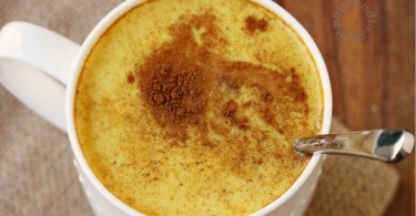 Turmeric golden milk recipe